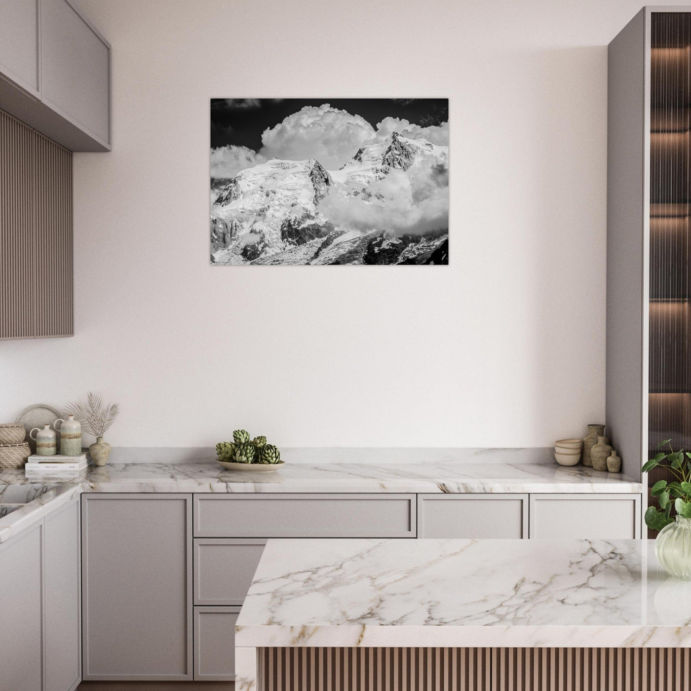 Simulation d’un tableau AluArtMountains dans un intérieur