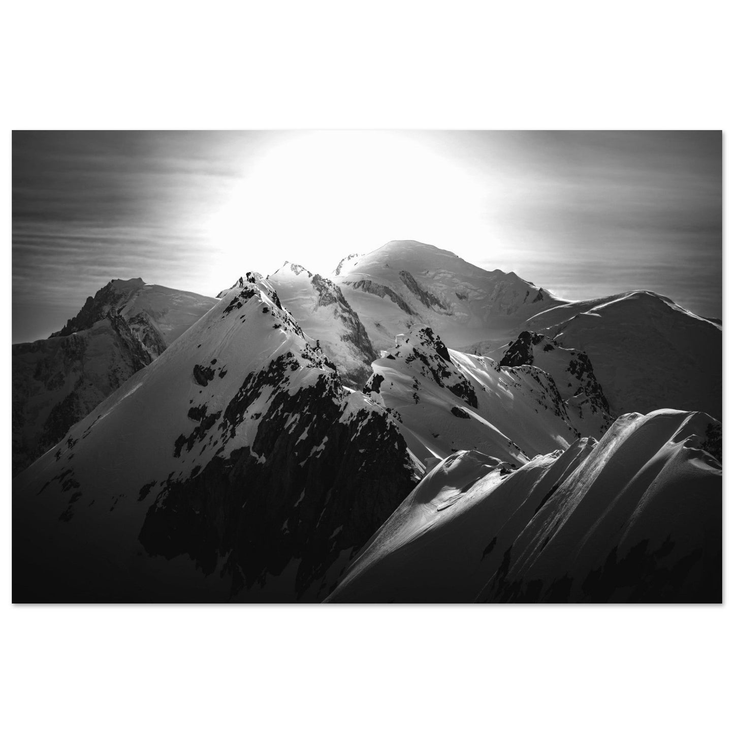 Photo d'un coucher de soleil sur l'Aiguille Crochue et le Mont-Blanc - Noir & Blanc - Tableau photo alu montagne