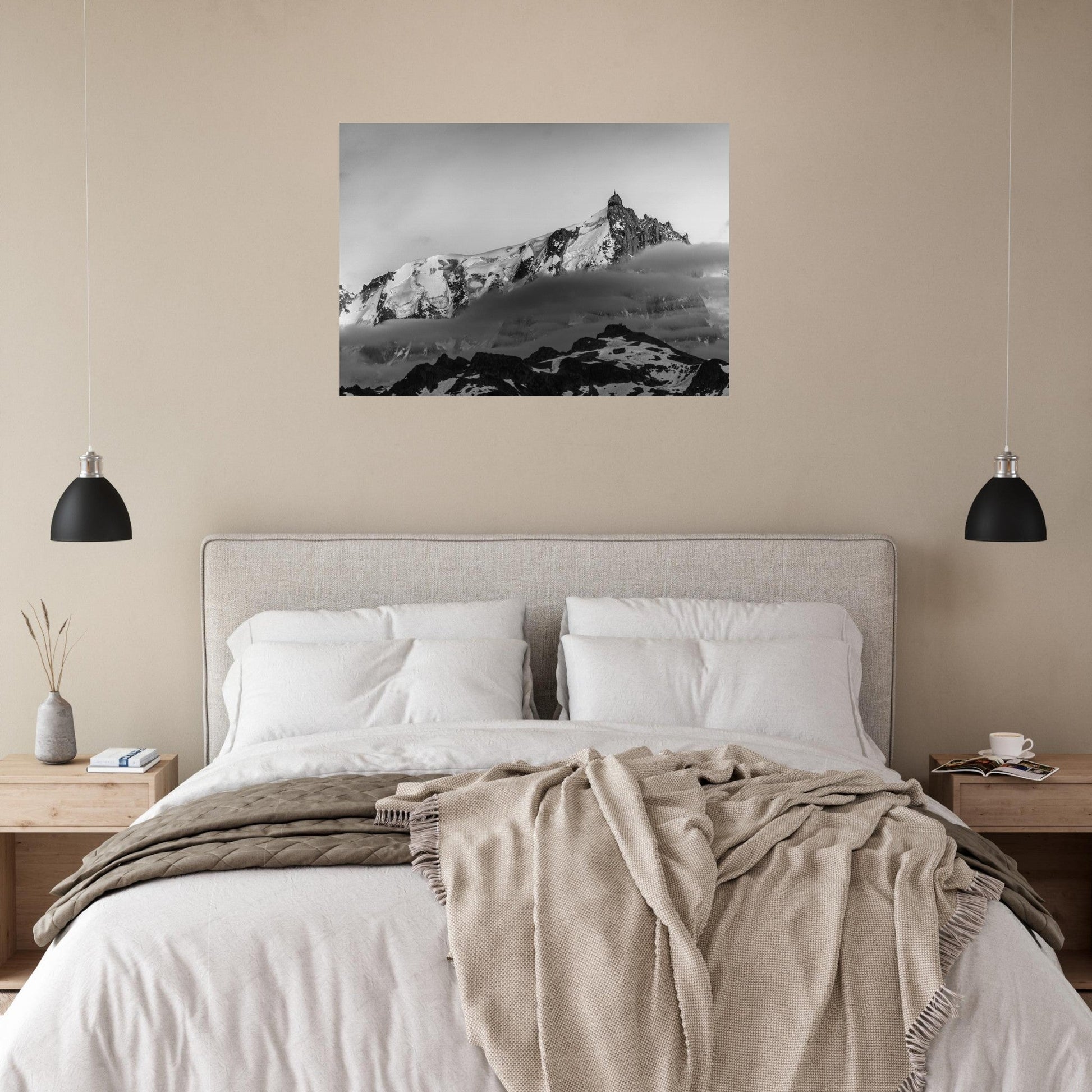 Photo d'un coucher de soleil sur l'Aiguille du Midi - Noir & Blanc - Tableau photo alu montagne