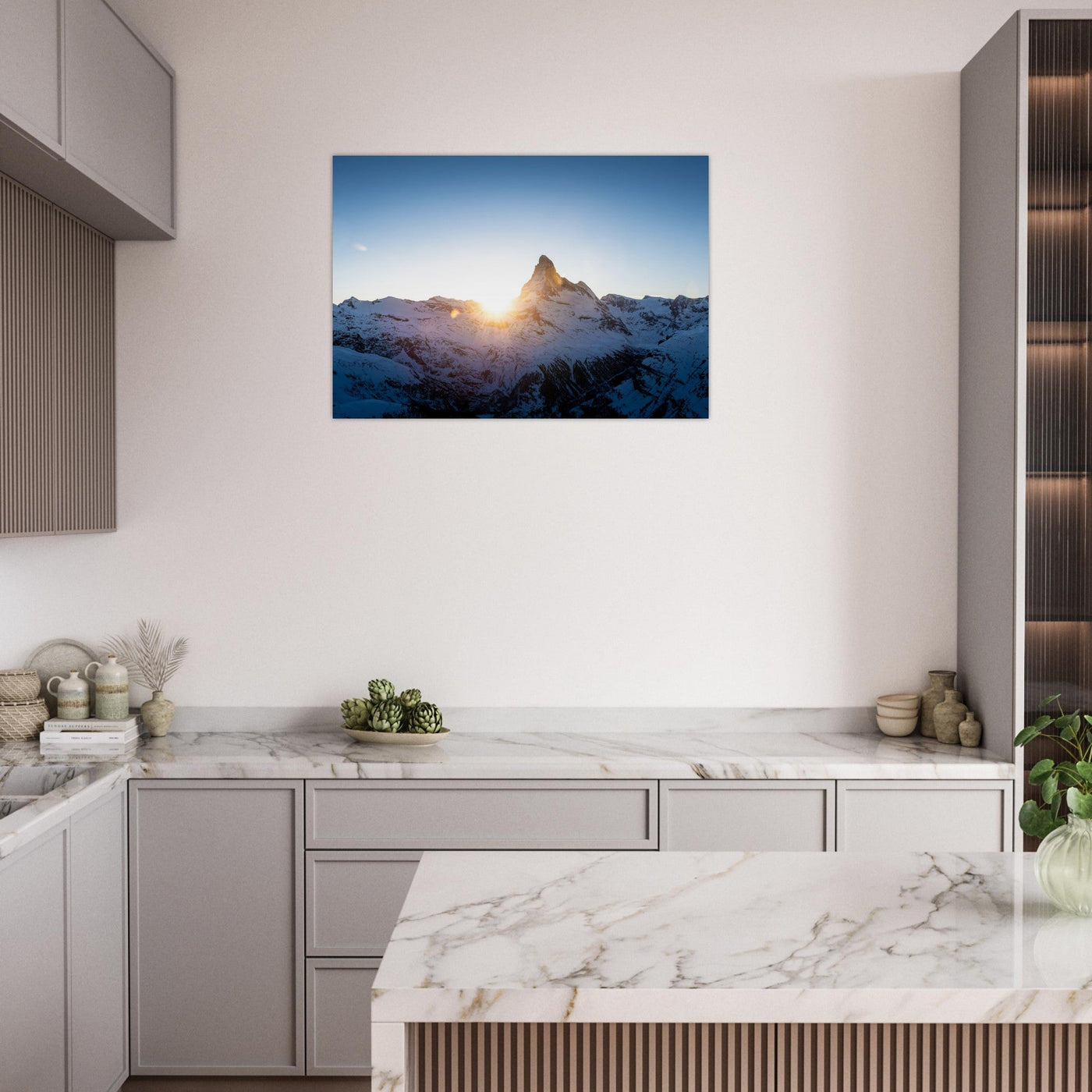 Simulation d’un tableau AluArtMountains dans un intérieur
