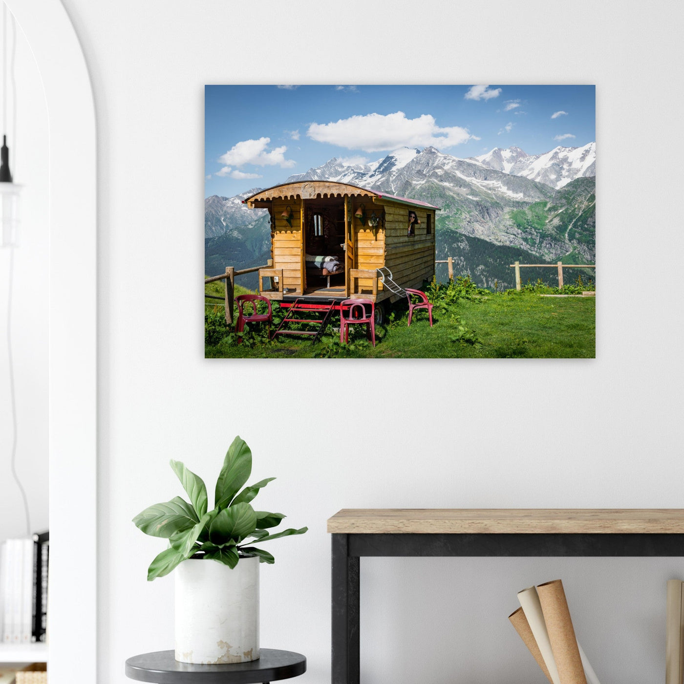 Simulation d’un tableau AluArtMountains dans un intérieur