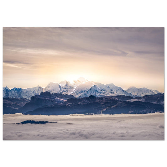 Tableau photo Photo d'un coucher de soleil sur le Mont - blanc et sa mer de nuages — tirage aluminium Dibond mat, fabrication française, prêt à accrocher