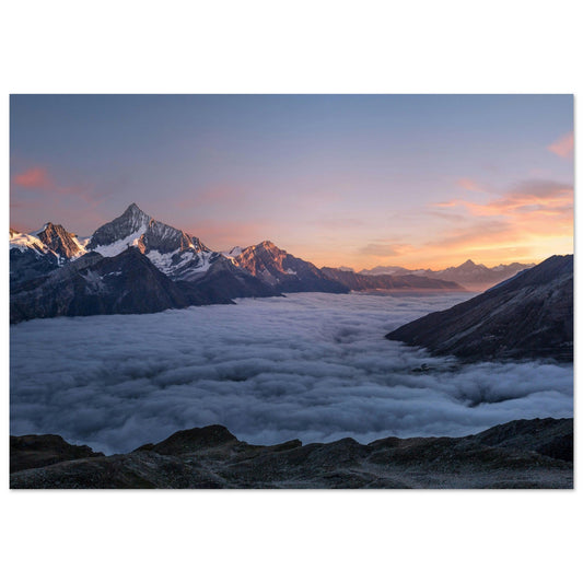Tableau photo Photo d'un coucher de soleil et mer de nuage, Weisshorn, Randa, Suisse — tirage aluminium Dibond mat, fabrication française, prêt à accrocher