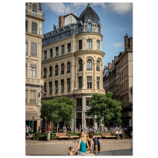 Tableau photo Photo d'une famille sur la place des Jacobins, Lyon — tirage aluminium Dibond mat, fabrication française, prêt à accrocher