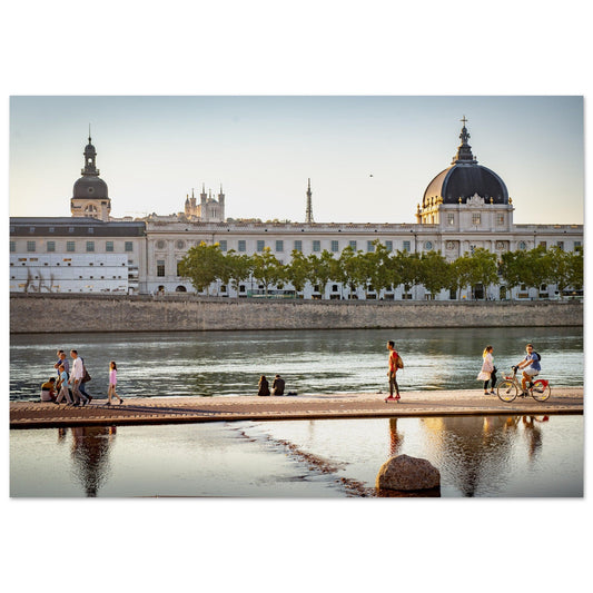 Tableau photo Photo Hotel Dieu et des berges du Rhone, Lyon — tirage aluminium Dibond mat, fabrication française, prêt à accrocher
