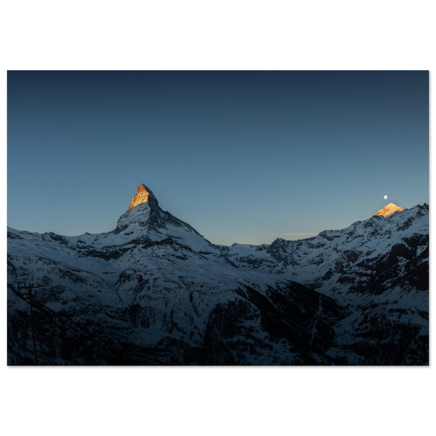 Tableau photo en Alu Dibond : Un lever soleil sur le Cervin et la lune, Suisse
