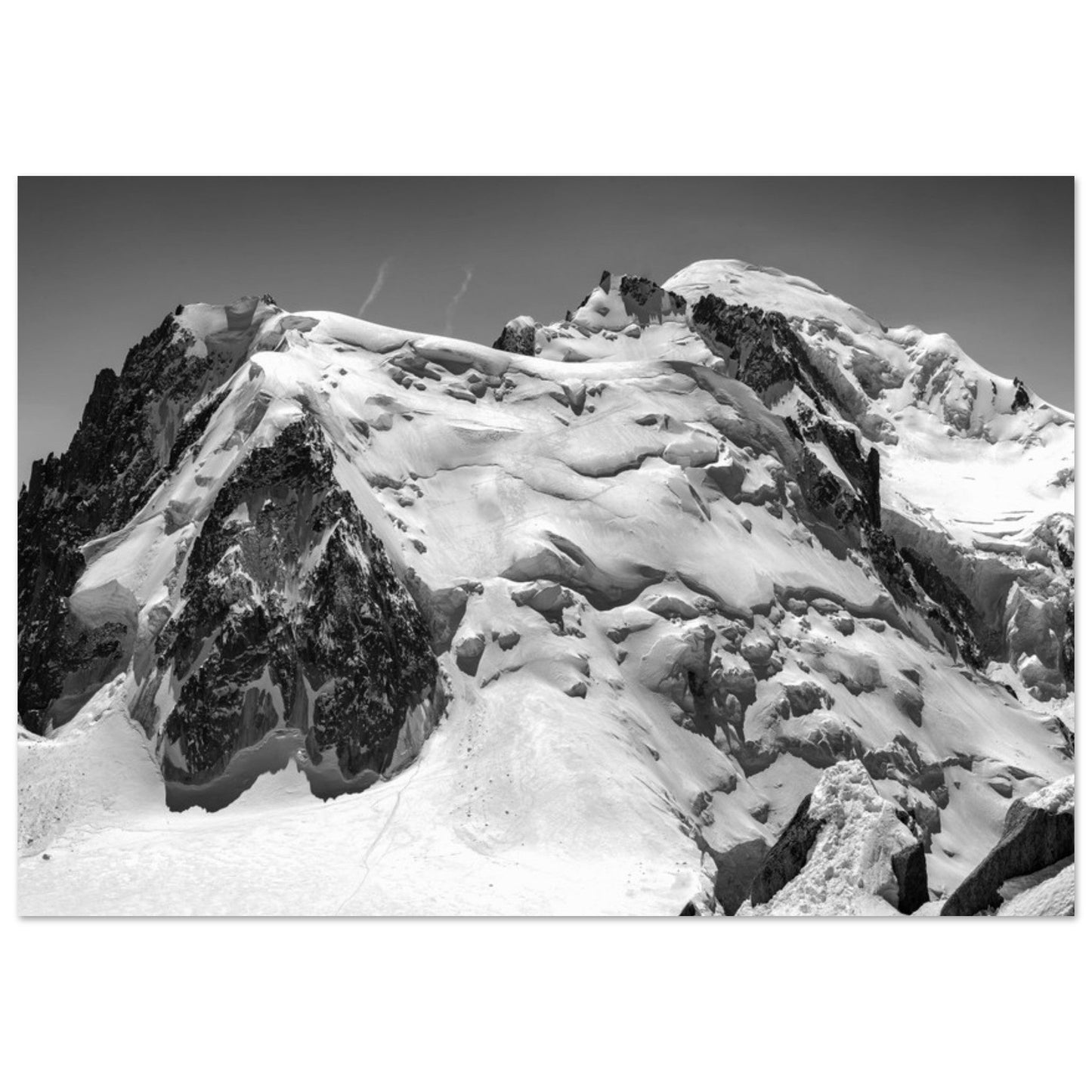 Tableau photo Photo du Mont - Blanc, Mont - Maudit et Mont - Blanc du Tacul - Noir & Blanc — tirage aluminium Dibond mat, fabrication française, prêt à accrocher