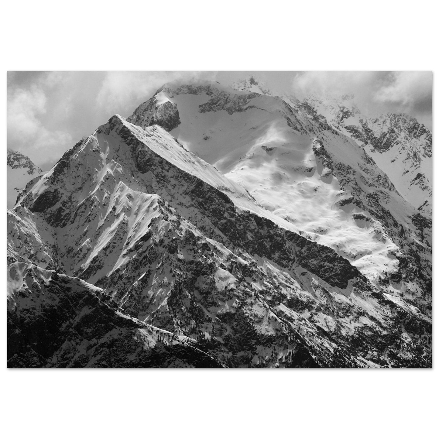 Tableau photo Photo du Pic Blanc, Alpe d'Huez - Noir & Blanc — tirage aluminium Dibond mat, fabrication française, prêt à accrocher