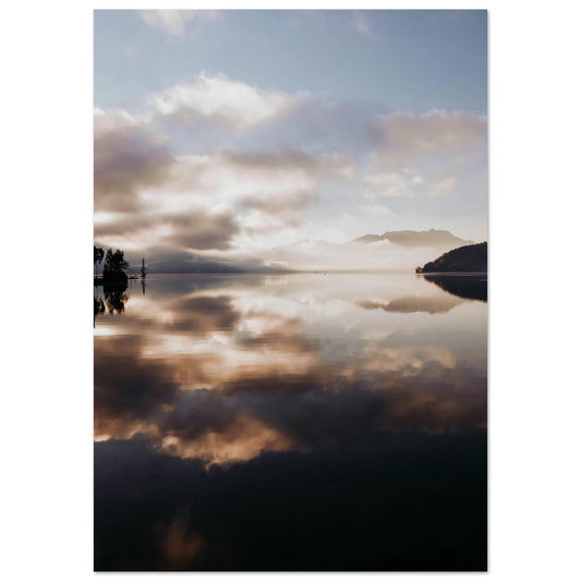 Tableau photo Photo reflet coucher de soleil sur le lac d'Annecy, Haute - Savoie — tirage aluminium Dibond mat, fabrication française, prêt à accrocher