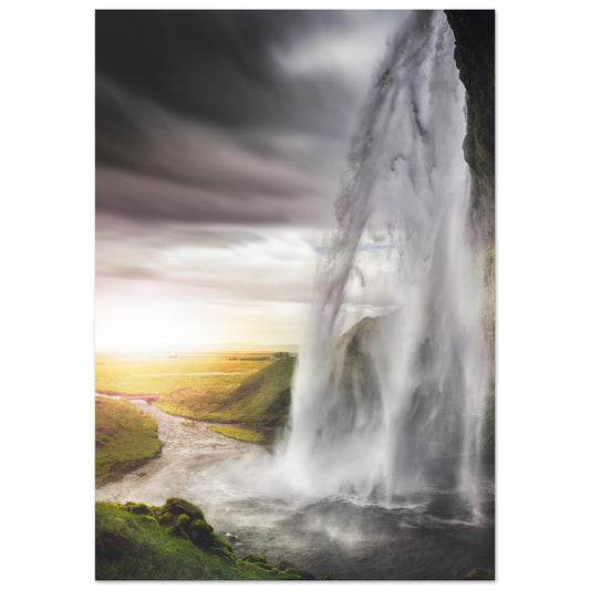 Tableau photo Photo d'un coucher de soleil sur la Cascade Seljalandsfoss, Islande — tirage aluminium Dibond mat, fabrication française, prêt à accrocher