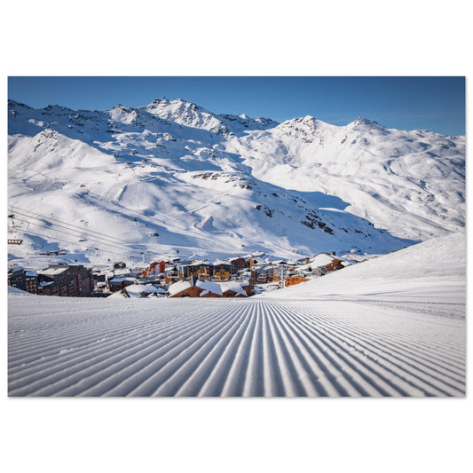 Tableau photo Photo de Val Thorens sous la neige — tirage aluminium Dibond mat, fabrication française, prêt à accrocher